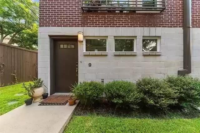 Photo - 5711 Ross Ave