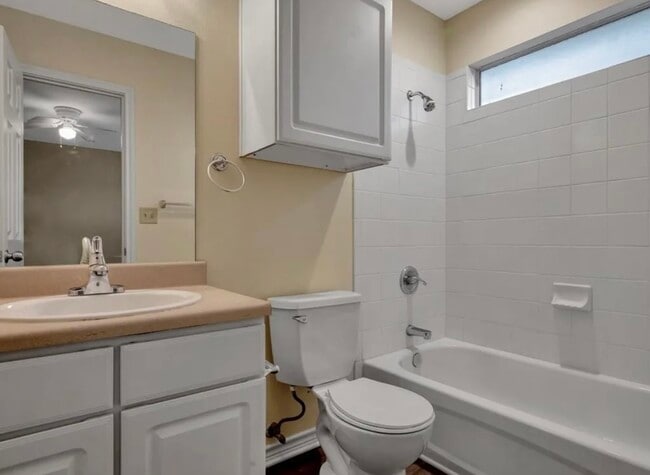 Photo - 3132 Everwood Trl