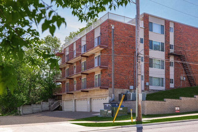 George Apartments