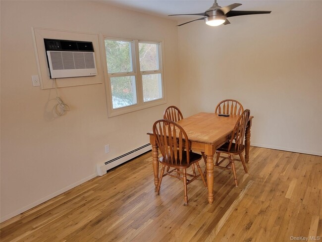 Photo - 71 Cayuga Ave