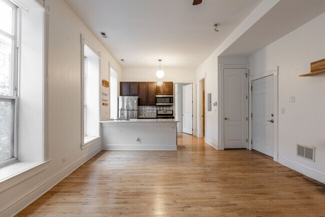 Photo - 1652 S Throop St Unit 2