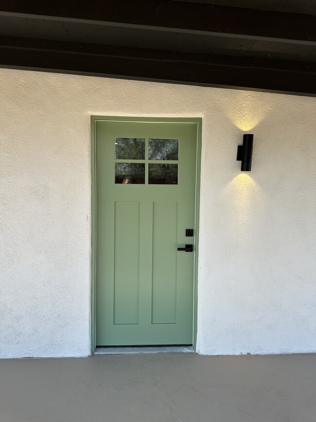 Building Photo - 1331 W Speedway Blvd Rental