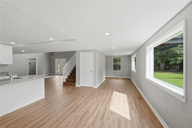 Photo - 7134 Williams Rd