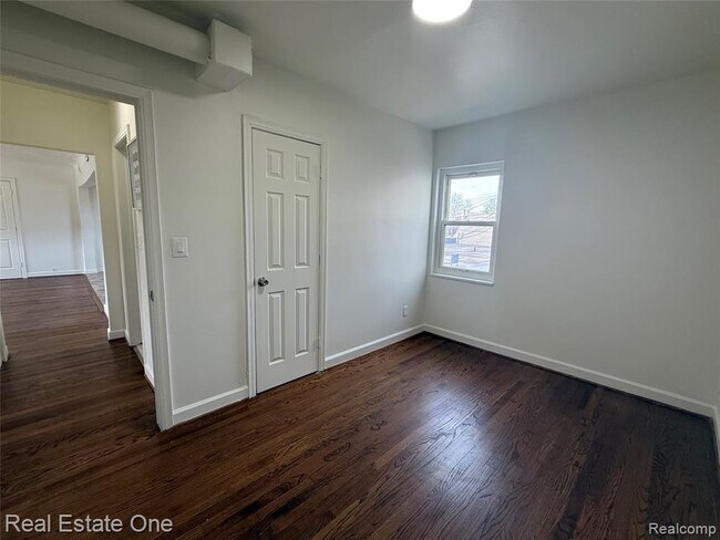 Photo - 24720 Michigan Ave