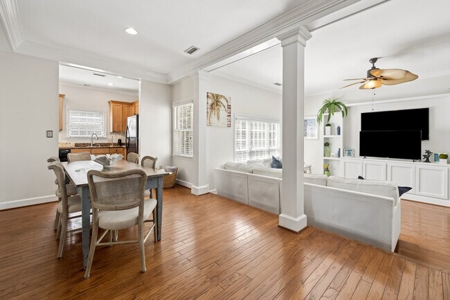 Photo - 40 Collins Meadow Dr Unit SI ID1507761P