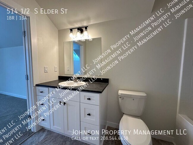 Photo - 514 1/2  S Elder St-