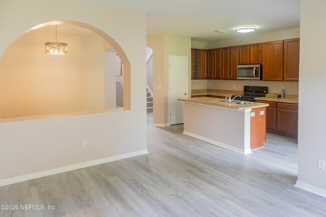 Photo - 258 Beech Brook St