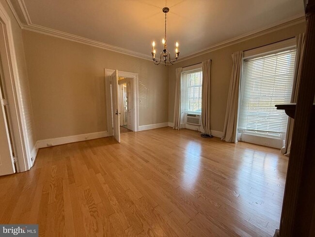 Photo - 185 Prince George St