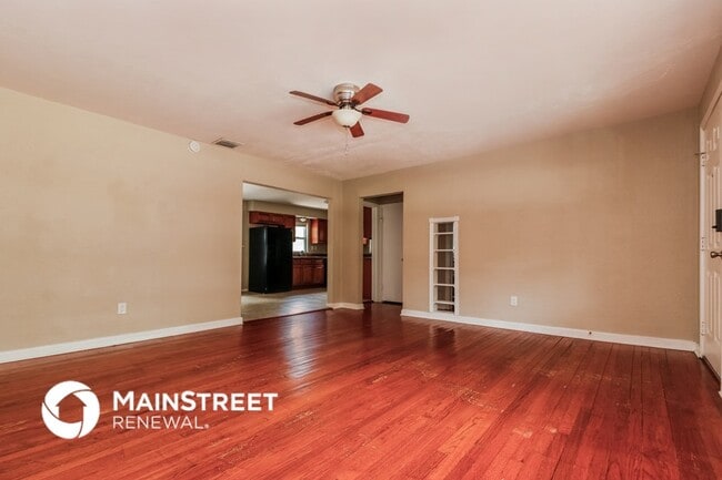 Photo - 1414 Turner St