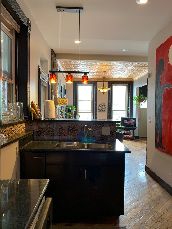 Photo - 2028 W Coulter St