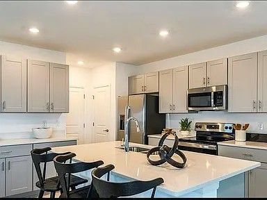 Photo - 361 Wayland Dr