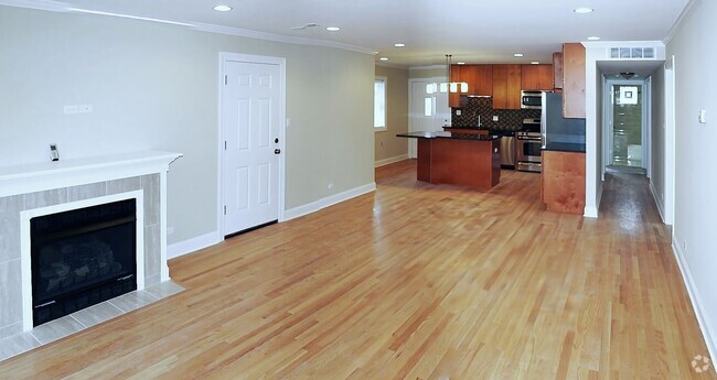 Building Photo - 6821 N Wolcott Ave Unit 2 Rental
