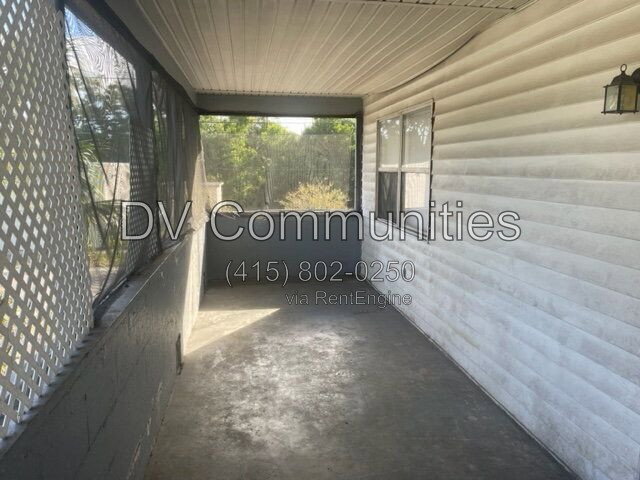 Building Photo - 3800 18th Ave S Unit 4