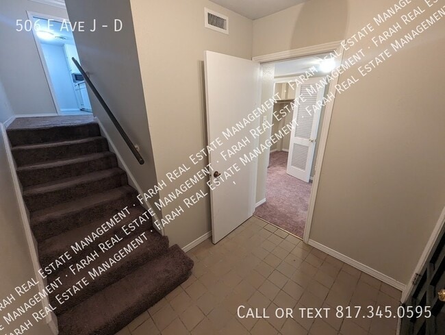 Photo - 506 E Avenue J