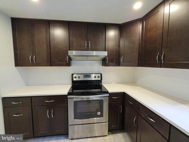 Photo - 6712 Grainary Ct