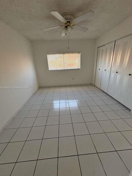 Photo - 613 NE 5th St