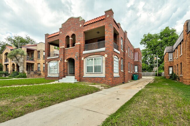 Photo - 817 East Dr Unit 817