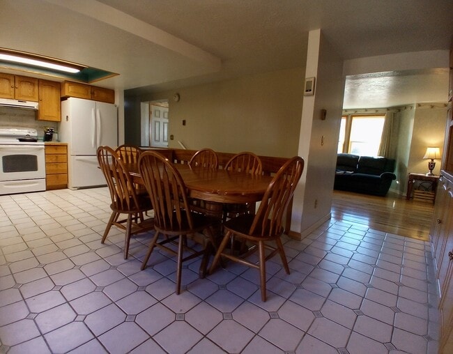 160 Sioux Cir