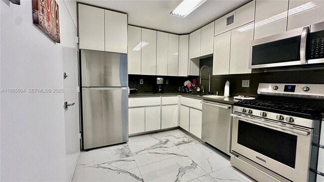 Photo - 2030 S Ocean Dr Unit 1022