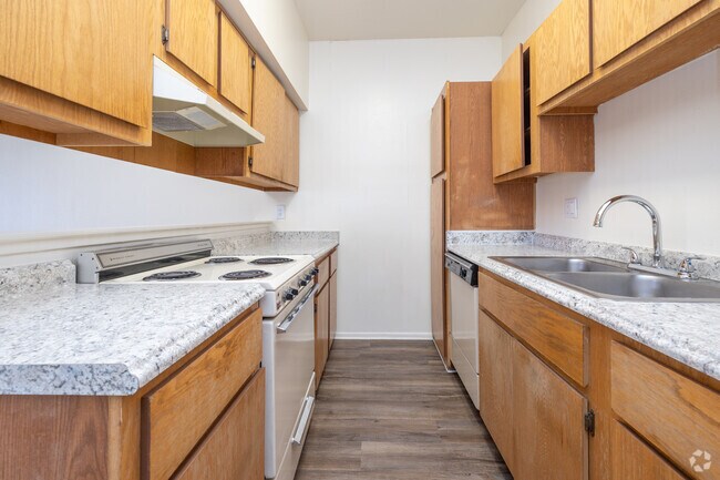 1 habitación, 1 baño, 600 pies cuadrados, cocina - North Hill Park Apartments