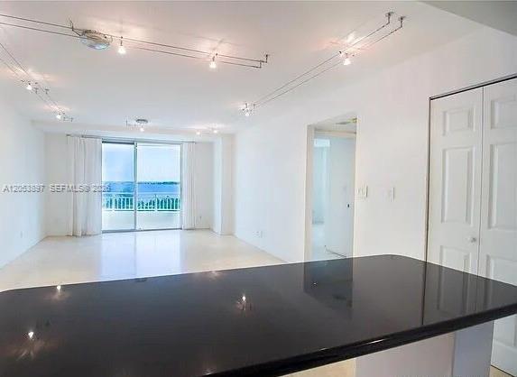 Photo - 770 Claughton Island Dr Unidad 1008