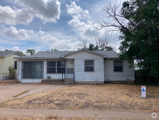 Building Photo - 908 Jefferies, Killeen Rental