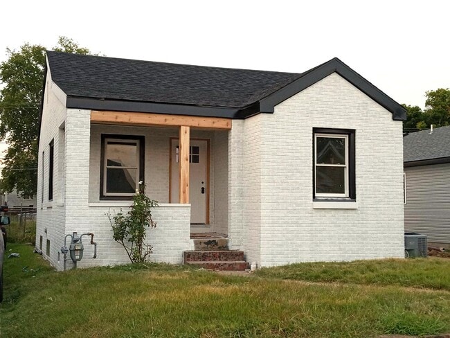 Building Photo - 1508 E Olive St Rental