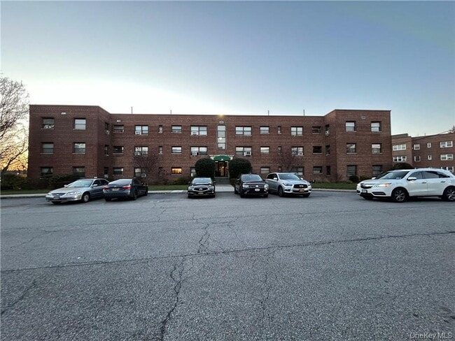 Building Photo - 25 Shady Glen Ct Unit 1H