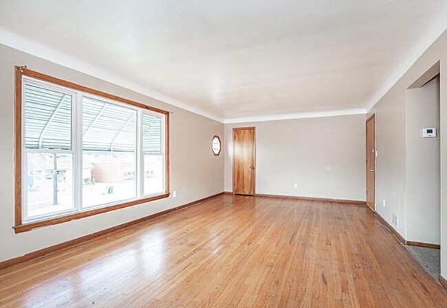 Photo - 4633 Warner Rd Unit 4633 Warner Rd  2