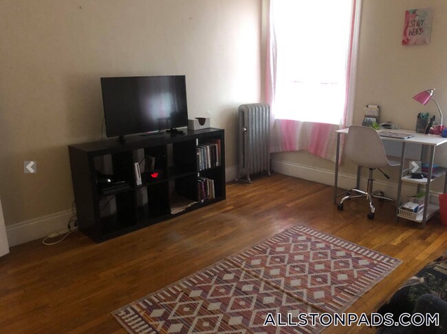 1193 Commonwealth Ave Unidad 3