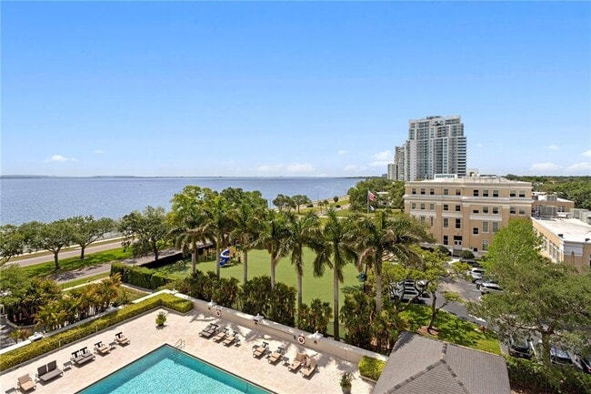 Building Photo - 3301 Bayshore Blvd Unit 810A