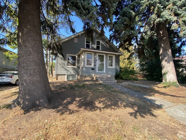 Building Photo - 18-20 N. 7th Street Unit 18 N. 7th Street- Upper Rental