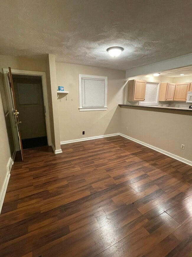 Photo - 213 Garden City Dr