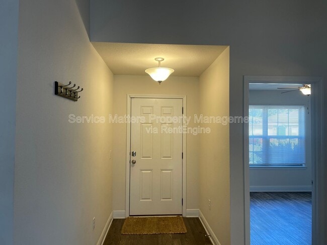 Photo - 7954 Nalo Creek Loop