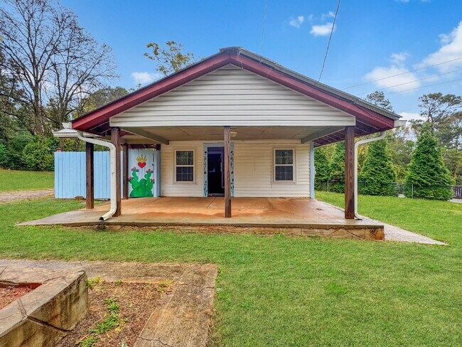 Photo - Two Bedroom Home for Rent in Central Gaine...