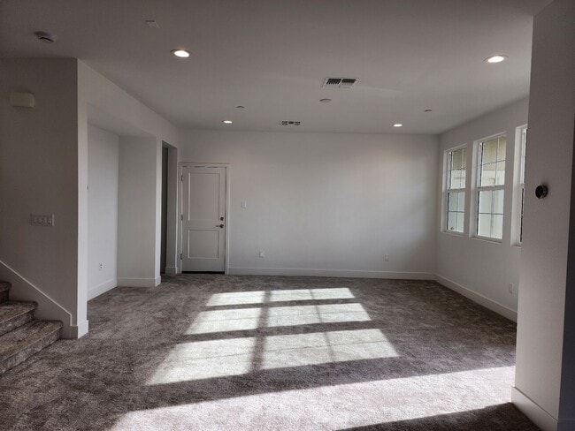 Photo - 2916 Liscum St