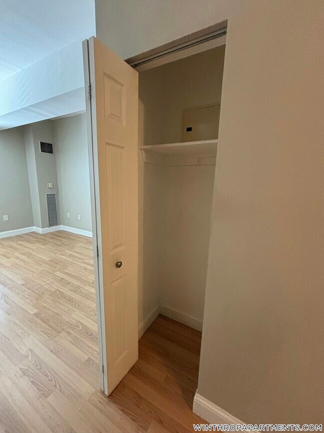 Photo - 312 Shirley St Unidad 302