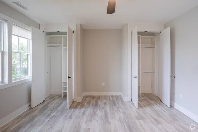 1BR, 1BA - 525 Ridge Street