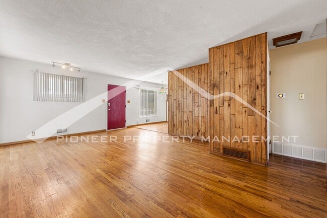 Photo - Single Family Home with 1 Car Garage and Central Air!