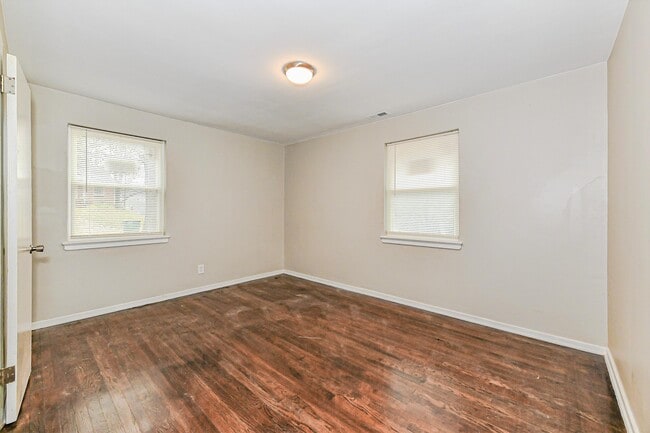 Photo - 3458 Washburn Ave