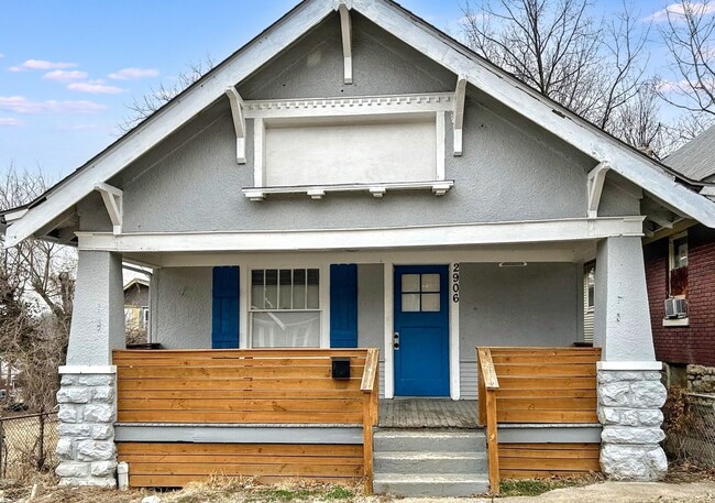 Recently Renovated 3BD/2BA House in KCMO - Recently Renovated 3BD/2BA House in KCMO