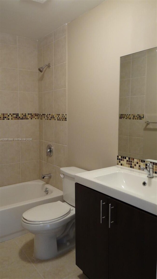 Photo - 1469 SW 5th St Unit 1