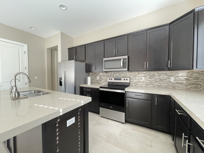 Photo - Huge Townhouse In Laughlin Ranch The Pinna...