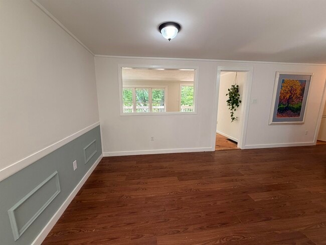 Photo - 102 Roberts Rd