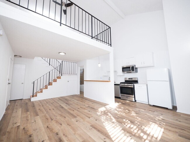 Photo - 5708 Tujunga Ave