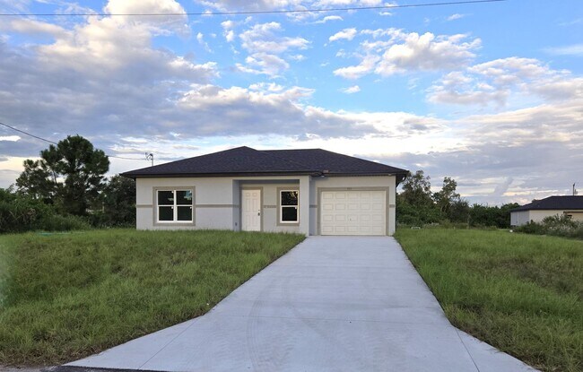 Photo - BRAND NEW 2/2/1- GREAT LEHIGH LOCATION