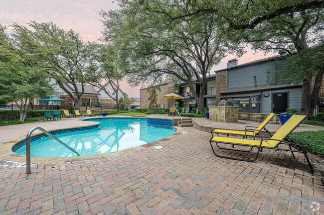 Building Photo - Davenport Apartments