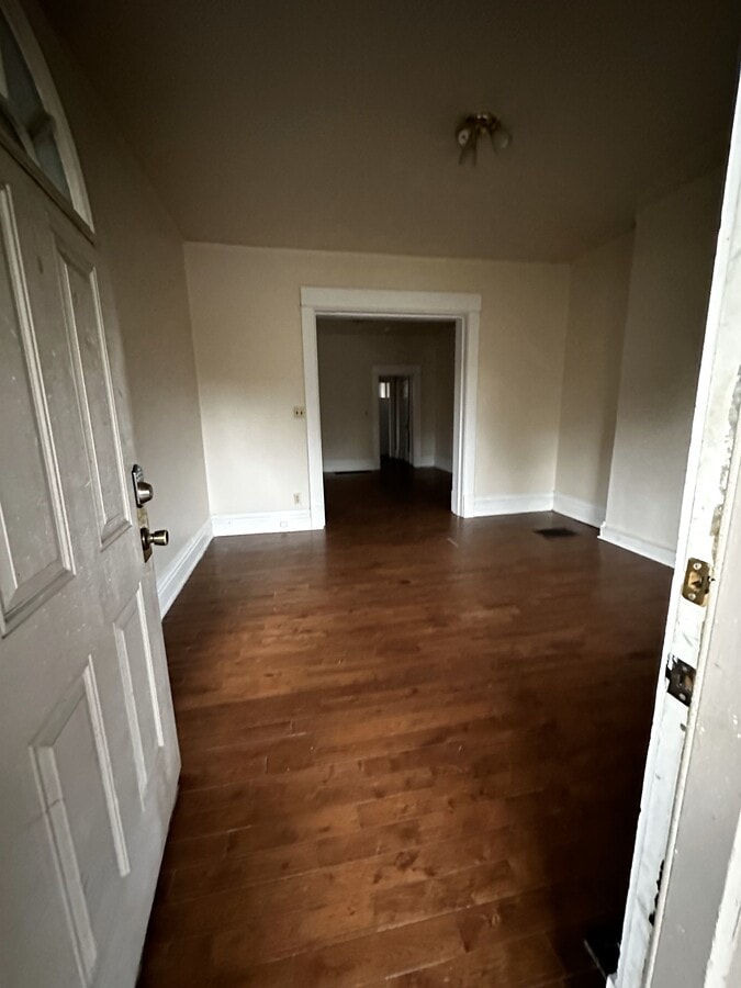 Photo - 1624 Summit St