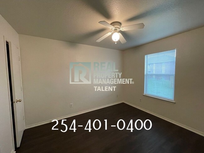 Photo - 5712 Redstone Dr Unit A