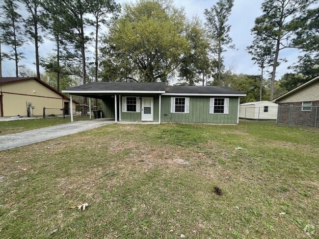 Building Photo - Home For Rent